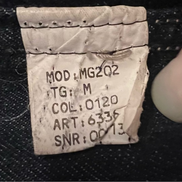 Men’s SZ M, Gold, Burgundy & Blue Lightweight Denim Jacket with Textured Fabric. - Picture 16 of 17